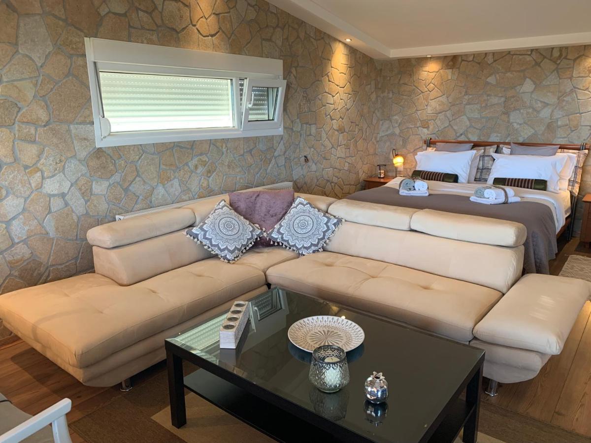 Doormat# Wait 'N Sea, Jacuzzi, Luxury Stone House Apartment Epanomi Exterior photo