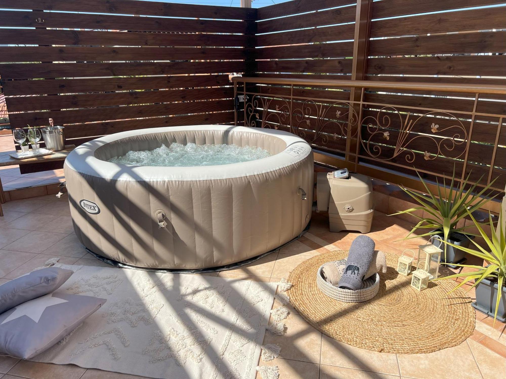 Doormat# Wait 'N Sea, Jacuzzi, Luxury Stone House Apartment Epanomi Exterior photo